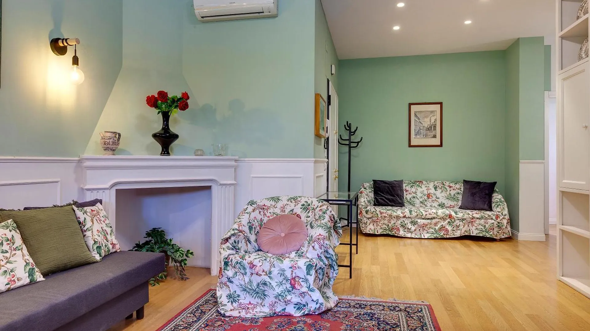 Marsilio Ficino Apartment By Mamo Florens