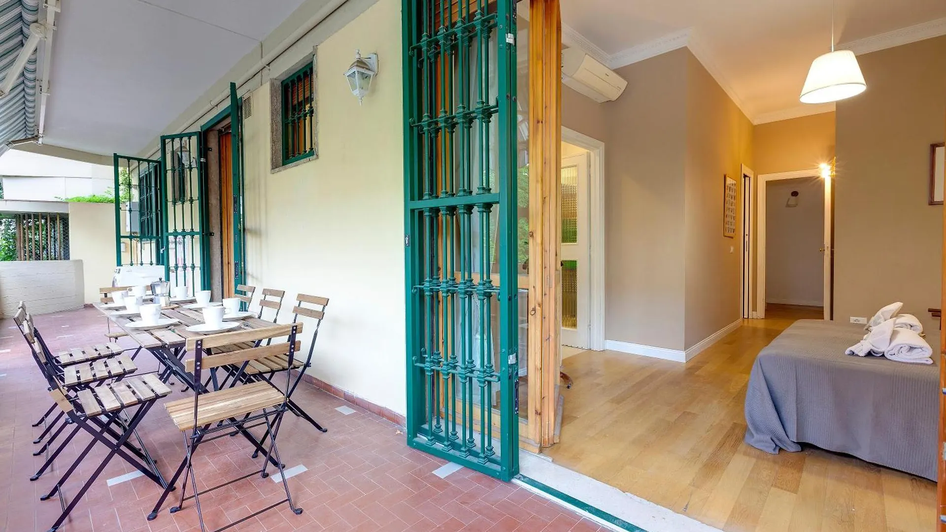 Marsilio Ficino Apartment By Mamo Florens Italien